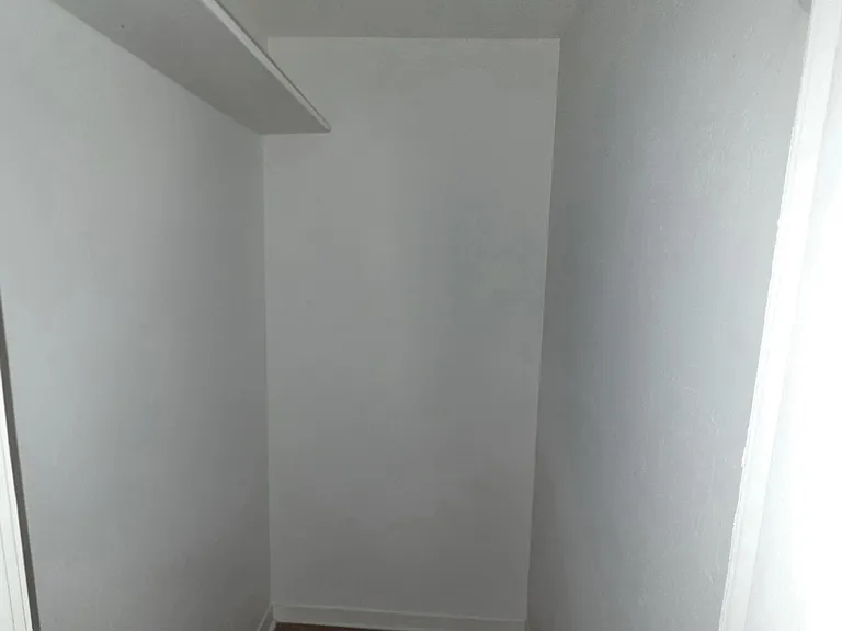 2319 Carleton St #B — Photo 8