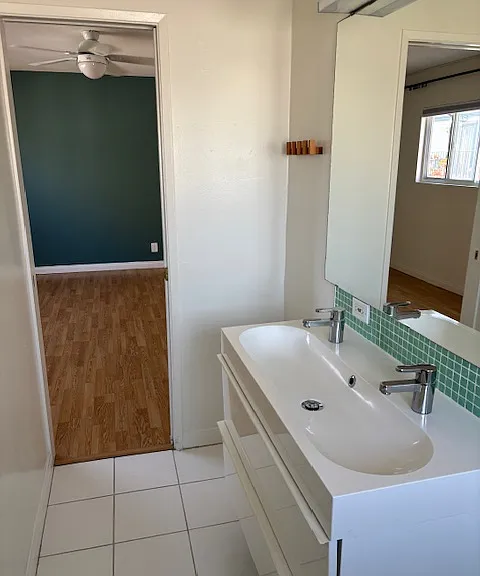 MASTER BATH 2 WITH MASTER BEDROOM IN VIEW