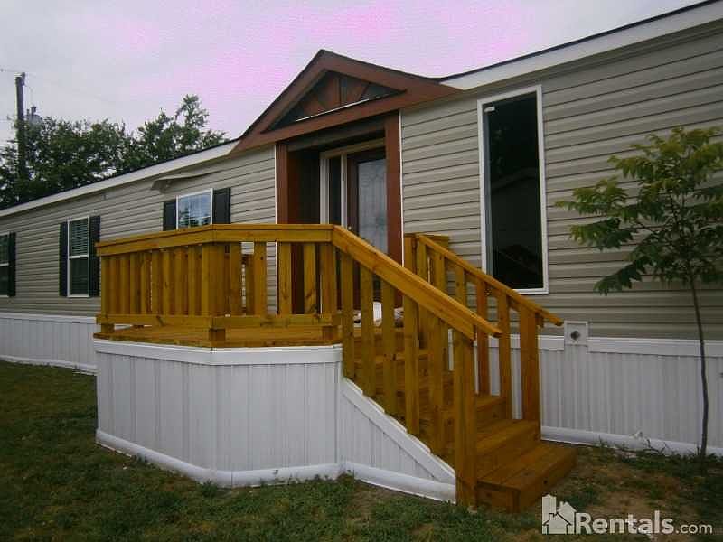 2nd image of 1103 Redman Dr