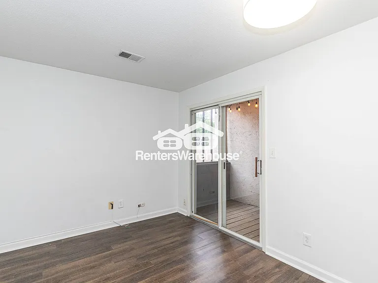 4524 Holly St #22 — Photo 14