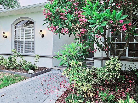 3rd image of 1415 Beach Club Ln