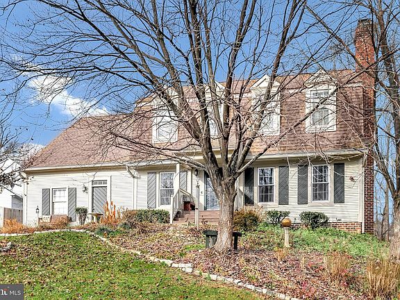 4th image of 11702 Apple Blossom Ct
