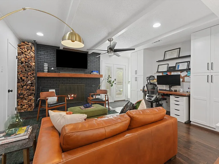 4820 Amesbury Dr #230 — Photo 10
