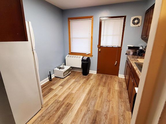3rd image of 5000 W Hoyne Ave #1