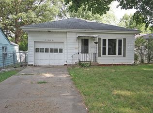 1022 S 21st St, Decatur, IL 62521