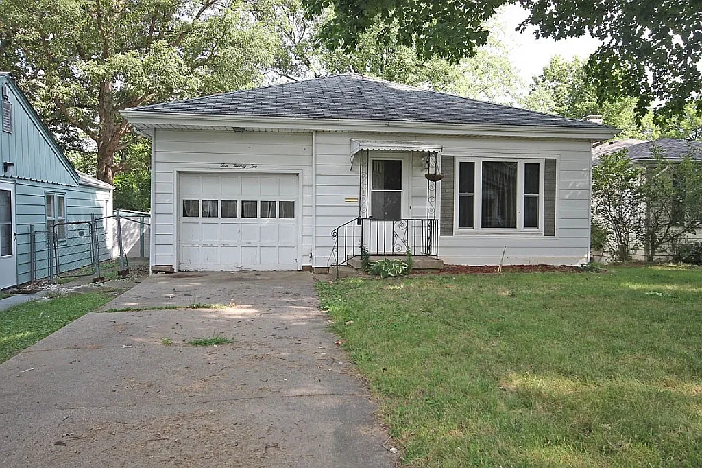 1022 S 21st St photo 1