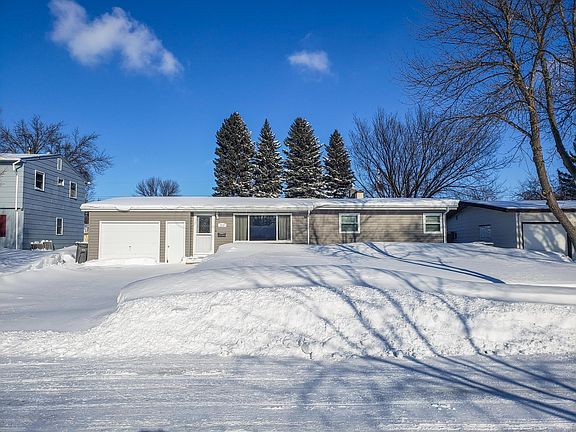 5th image of 510 Cedar Ln