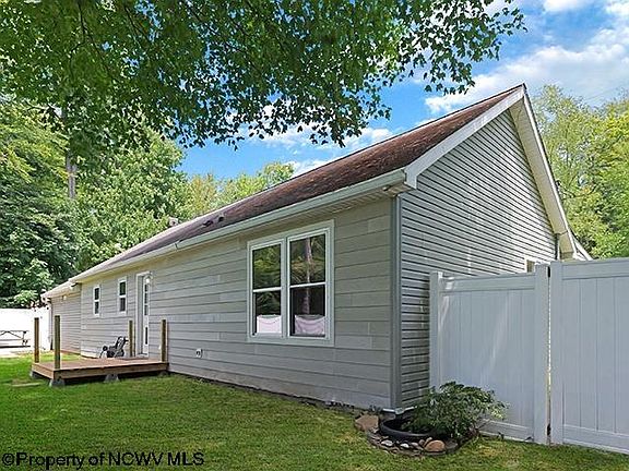 5th image of 26 Scarlet Cardinal Ln