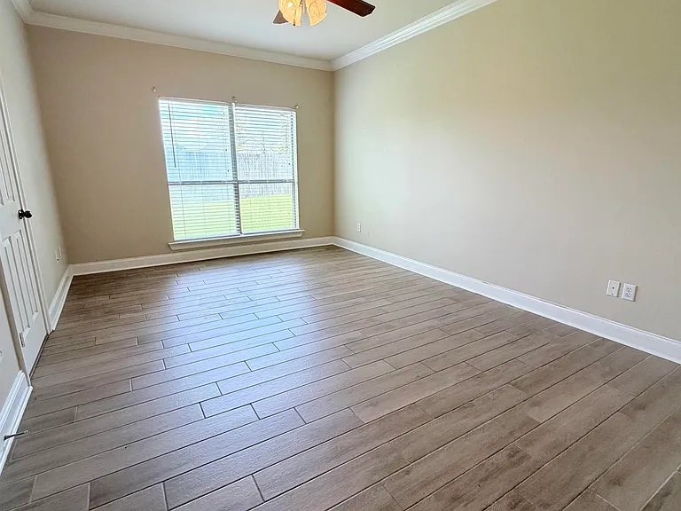41188 Lakeway Cove Ave — Photo 9