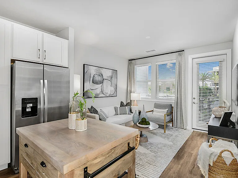 Residences at SweetBay — Photo 42