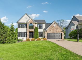 6045 Arlyne Ln, Medina, OH 44256
