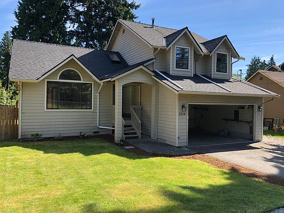 5th image of 2310 199th St SW