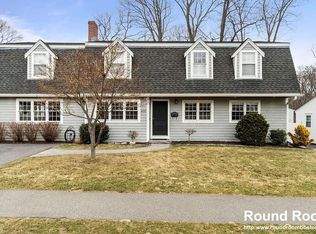 100 Kimball Rd, Dedham, MA 02026
