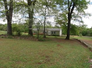 587 Nails Creek Xing, Royston, GA 30662