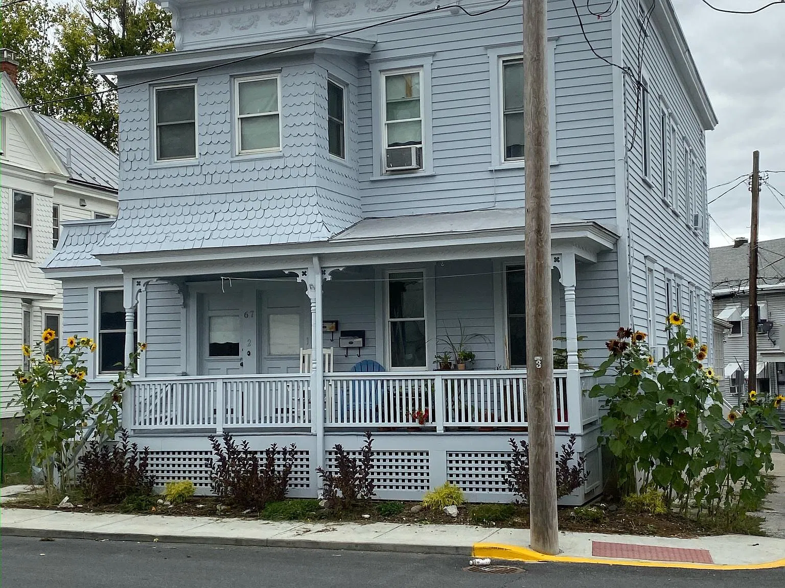 1 bed, 1093 sqft, $1,950 — Photo 1