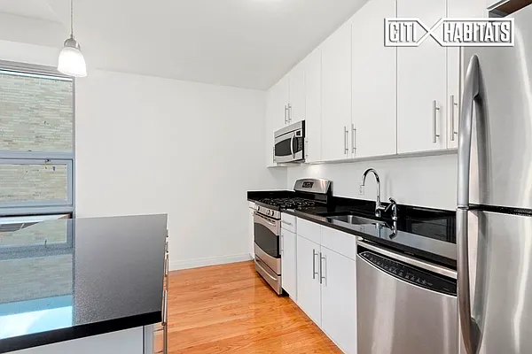 Rented by Corcoran | media 18