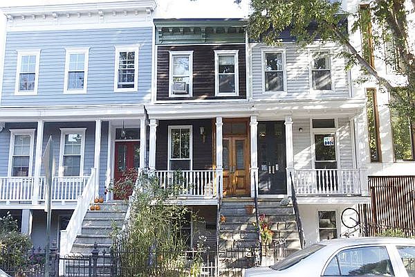 1st image of 221 14th St #1