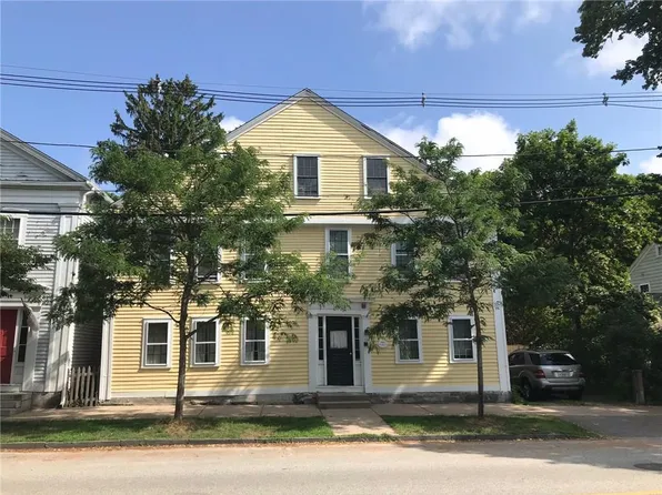 126 Main St, North Kingstown, RI 02852