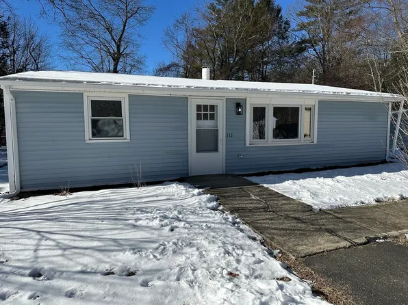 113 Paula Cir, East Brookfield, MA 01515