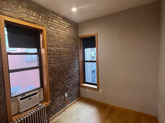 5th image of 33 Henry St APT 15
