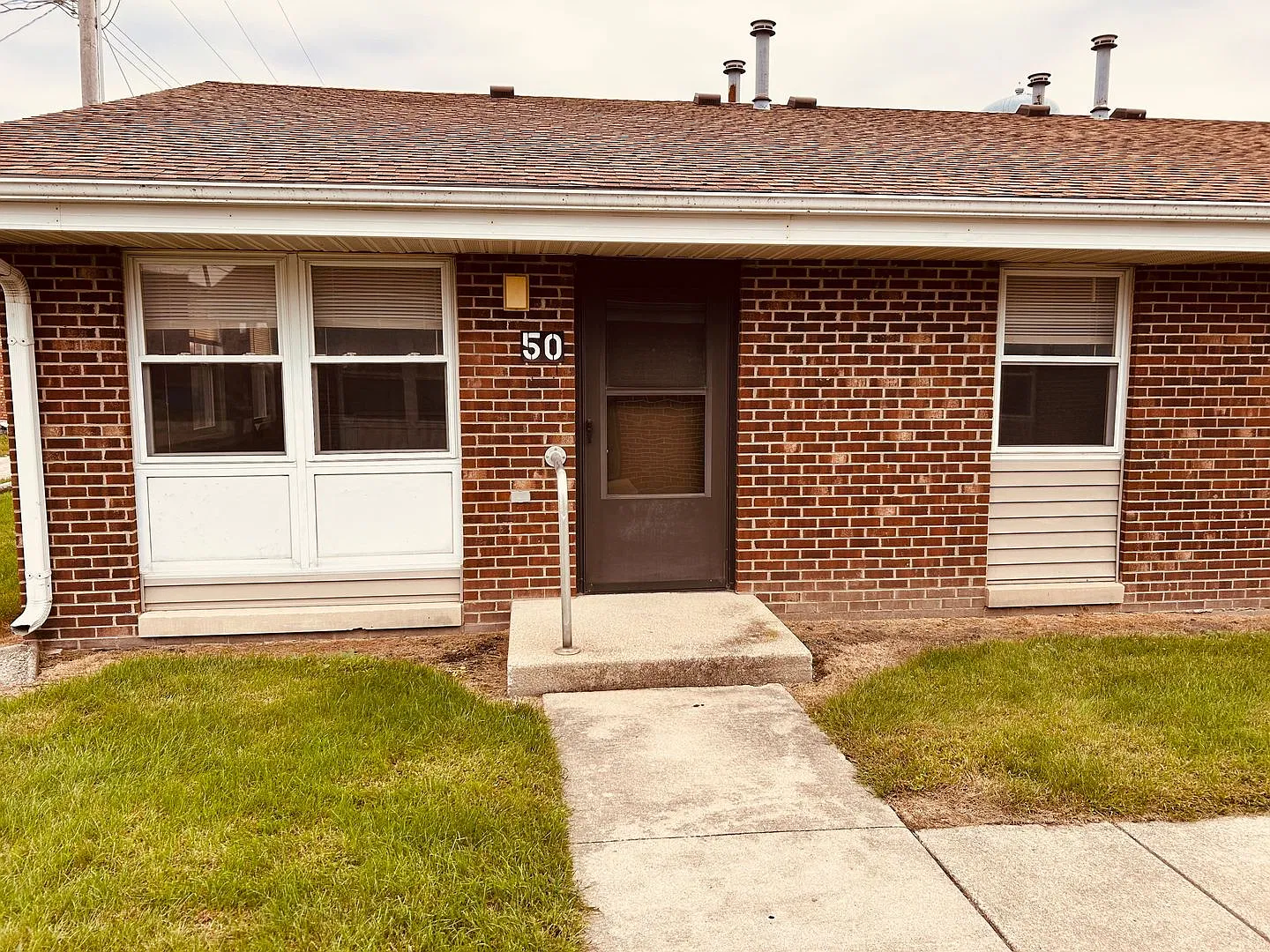 One Bedroom Apartment for Rent — Photo 1