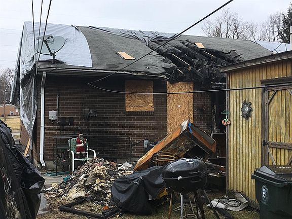 2nd image of 1842 Chatsworth Dr