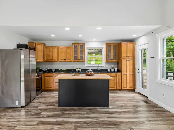 2632 Owens Dr, Santa Fe, TN 38482