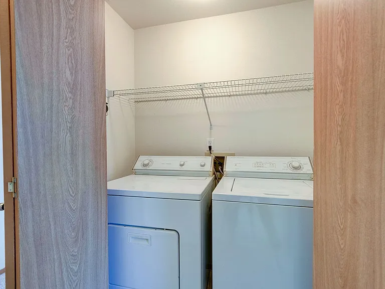 485 SW Bayshore Dr #D303 — Photo 14