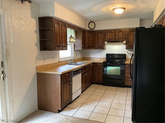 4th image of 1371 Homestead Dr