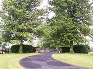 2700 Russell Cave Rd, Lexington, KY 40511