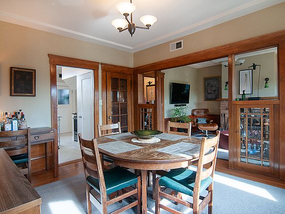 5th image of 236 Hermann St #236