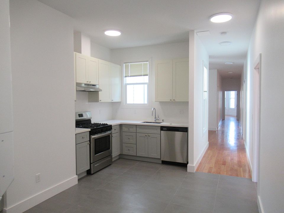 1st image of 2430 Folsom St