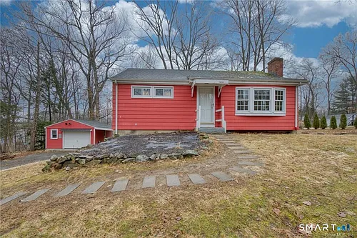 79 Birdseye Rd Photo 1