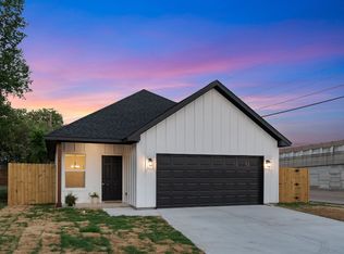 5331 McConnell Dr, Fort Worth, TX 76115