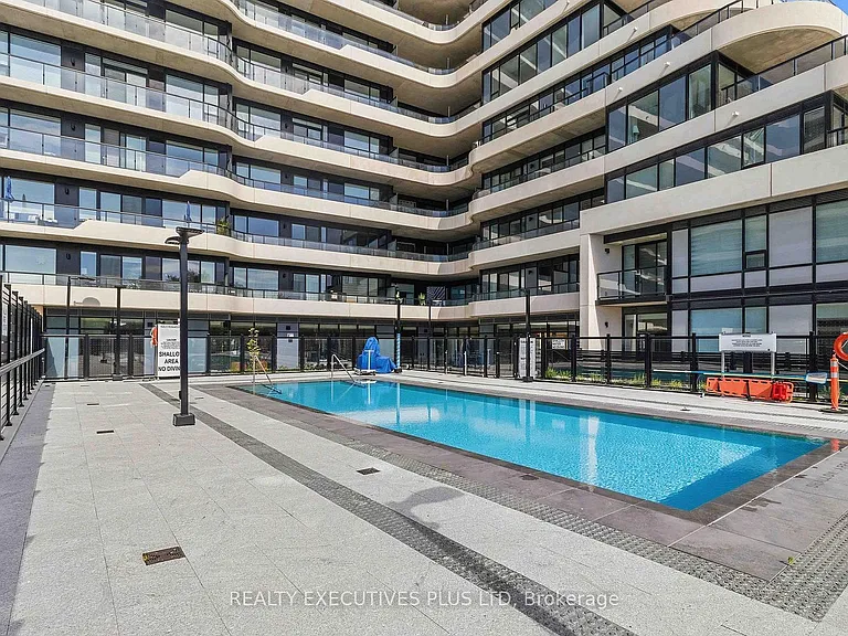 8188 Yonge St #501 — Photo 11