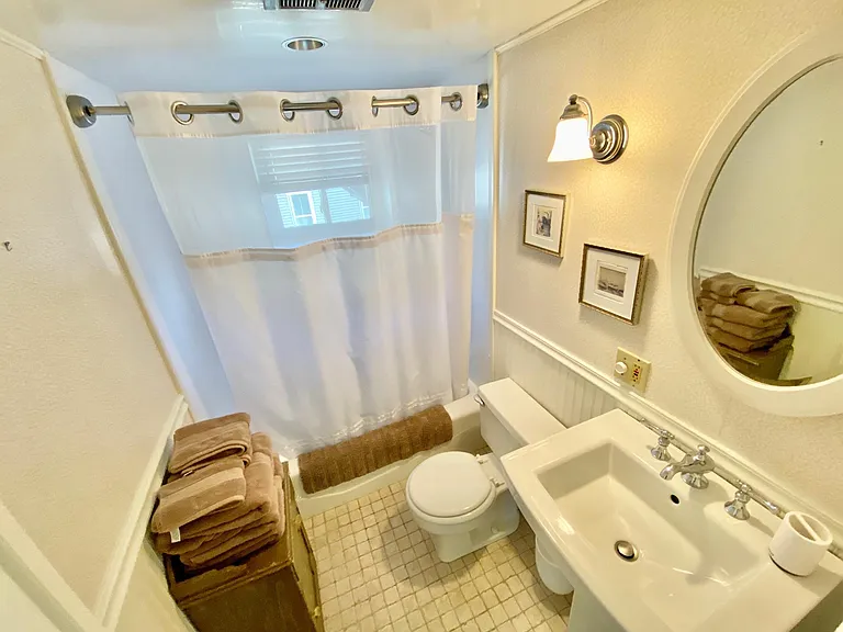 50 Webster St #14G — Photo 7