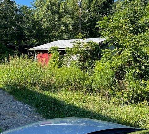 4th image of 1138 Turkey Lick Branch Ln