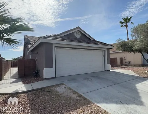 5574 Crestlock Dr Photo 1
