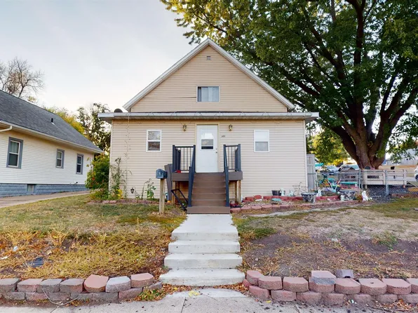 301 S 8th St, Cherokee, IA 51012