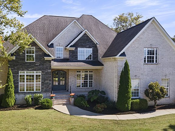 2nd image of 2804 Battleground Dr