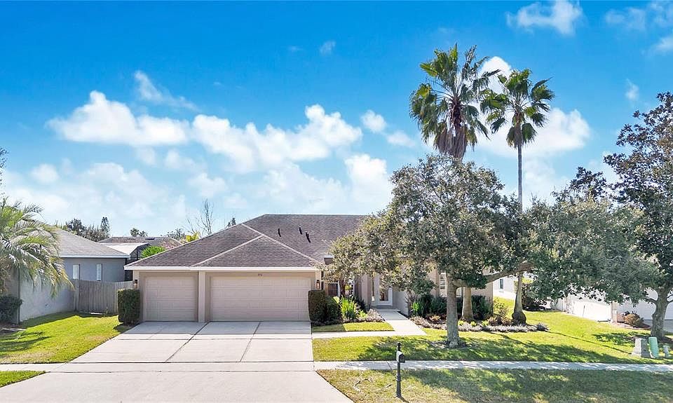 1st image of 214 Highbrooke Blvd
