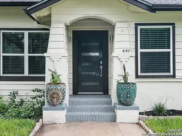 931 W Gramercy Pl, San Antonio, TX 78201