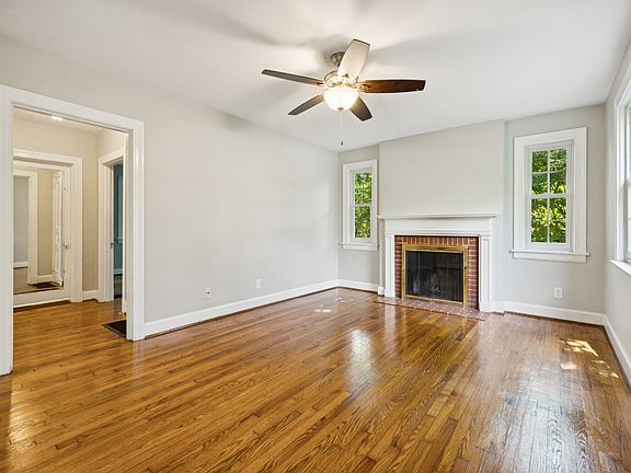 4th image of 1912 Wildwood Ave