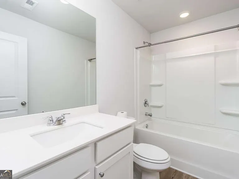 84 Founders Dr — Photo 16