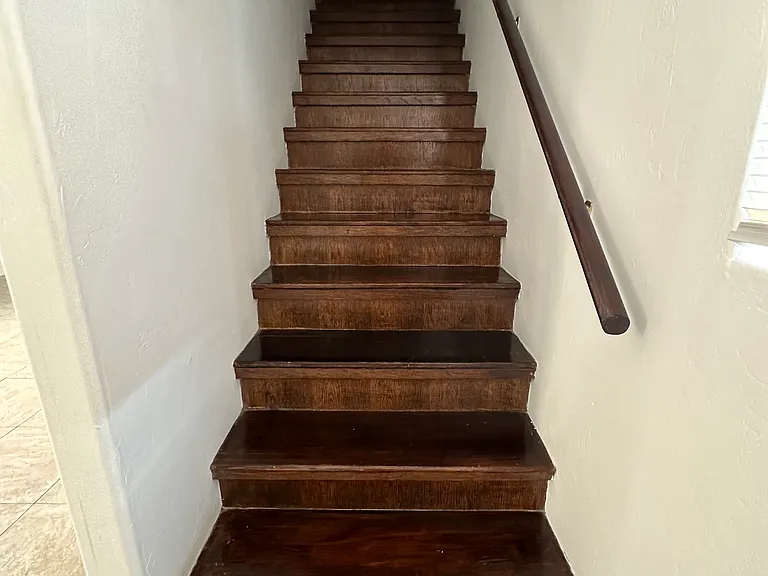 1005 E Water St #1 — Photo 27
