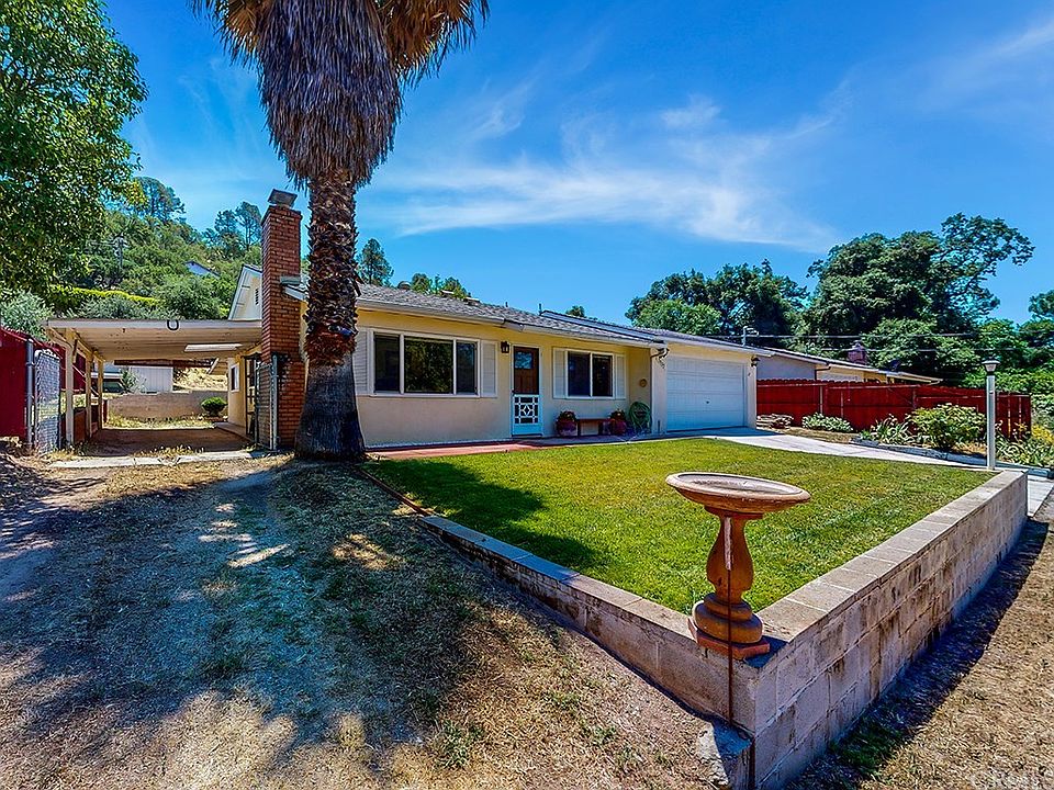 2nd image of 5405 Magnolia Ave