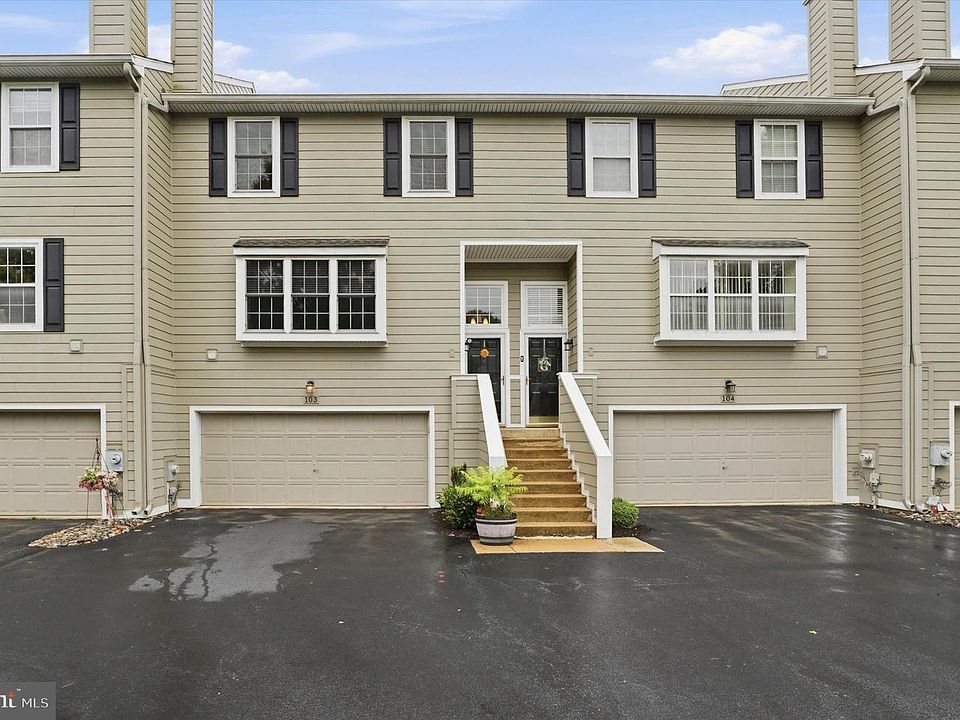 1st image of 103 Princeton Cir