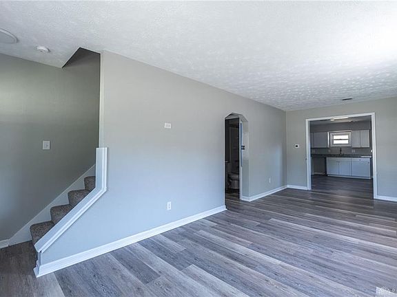 3rd image of 3112 Mohican Ave