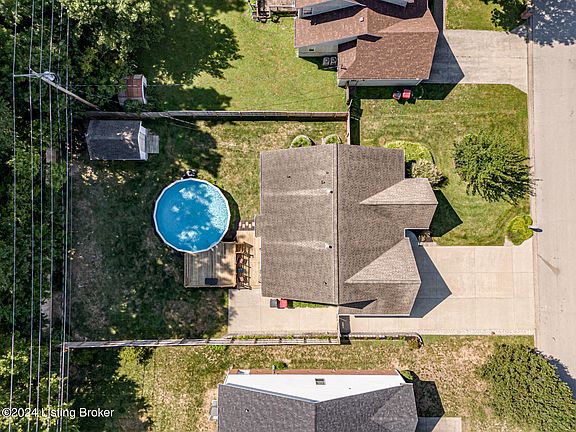 4th image of 1123 Richliev Ln