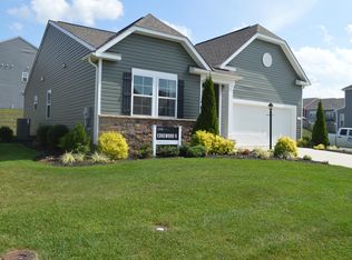 35 Stager Ave, Falling Waters, WV 25419